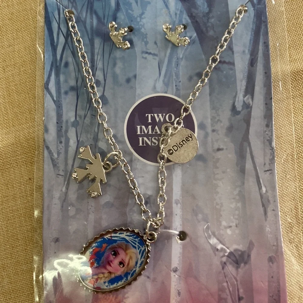 #5- Disney Frozen II Necklace & Earrings Post (AI)